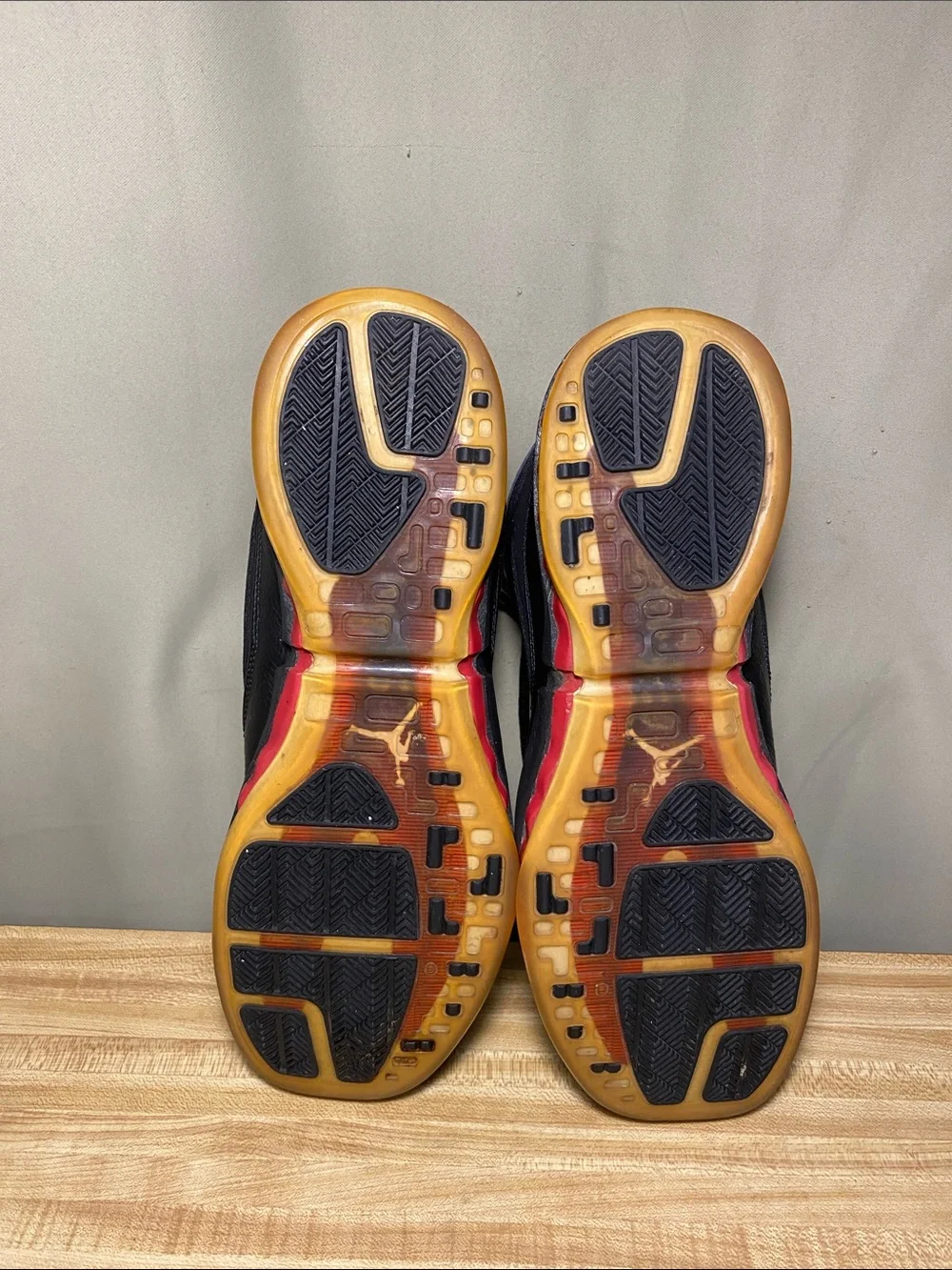 Nike Air Jordan 16 Retro Countdown Pack Bred shoes size 15